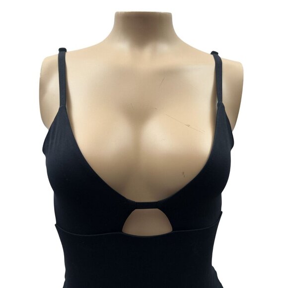 Tavik Swimwear Black One-Piece Swimsuit Scoop Neck Cutout Adjustable Straps M - Picture 10 of 10